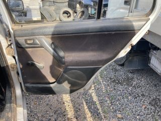 bontott VW VENTO Csomagtérajtó Jobb Zsanér