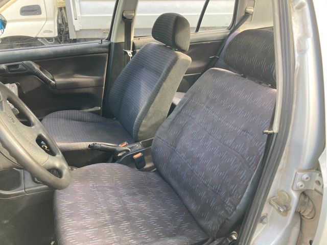 bontott VW VENTO Csomagtérajtó Jobb Zsanér