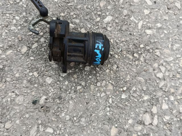 bontott VW VENTO Csomagtérajtó Zárbetét