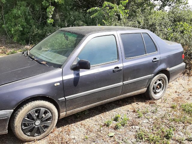 bontott VW VENTO Csomagtérajtó Zárszerkezet