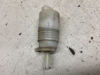 bontott VW VENTO Első Ablakmosó Szivattyú