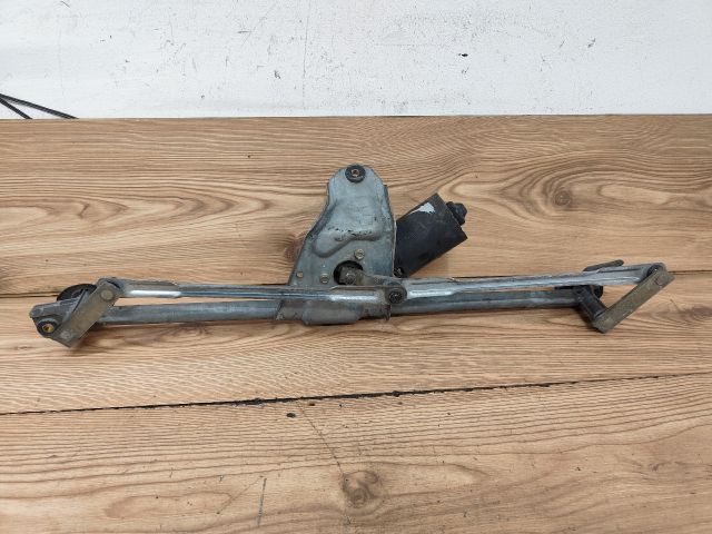 bontott VW VENTO Első Ablaktörlő Szerkezet Motorral