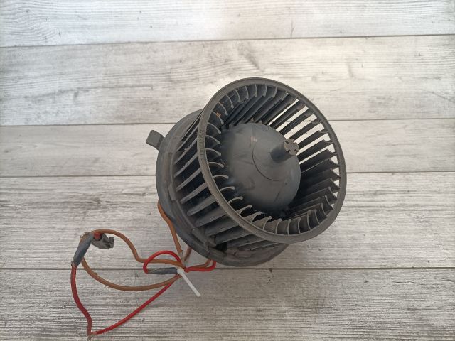 bontott VW VENTO Fűtőmotor (Nem klímás)