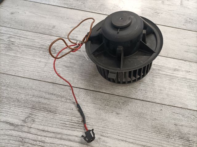 bontott VW VENTO Fűtőmotor (Nem klímás)