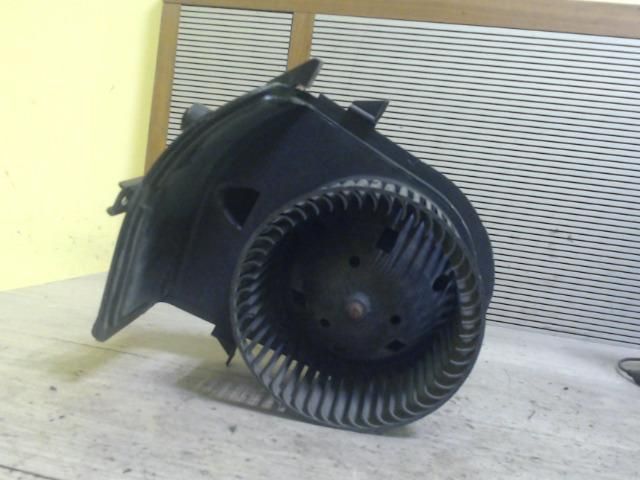 bontott VW VENTO Fűtőmotor (Nem klímás)