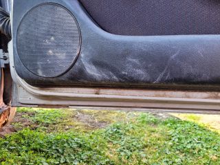 bontott VW VENTO Jobb első Ajtó (Üres lemez)