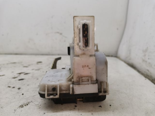 bontott VW VENTO Jobb első Ajtózár