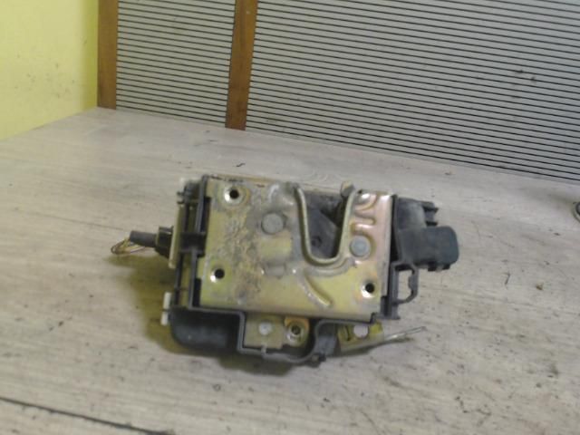 bontott VW VENTO Jobb első Ajtózár