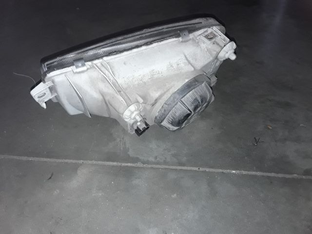 bontott VW VENTO Jobb Fényszóró