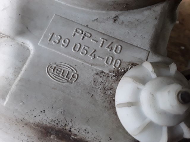 bontott VW VENTO Jobb Fényszóró