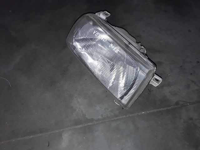 bontott VW VENTO Jobb Fényszóró