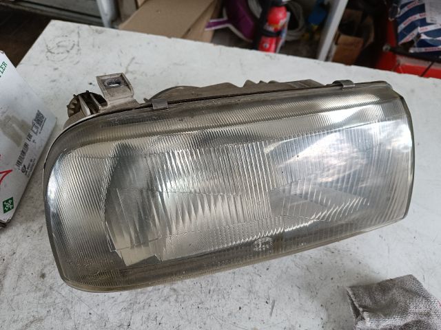 bontott VW VENTO Jobb Fényszóró