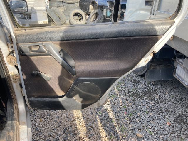 bontott VW VENTO Jobb hátsó Felső Zsanér