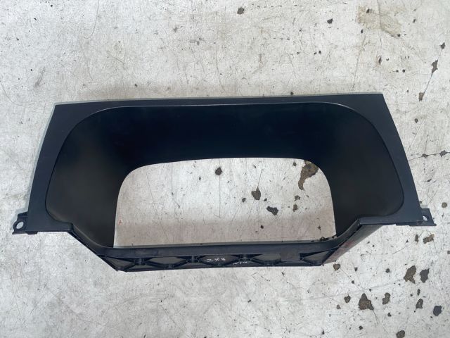 bontott VW VENTO Kilométeróra Keret