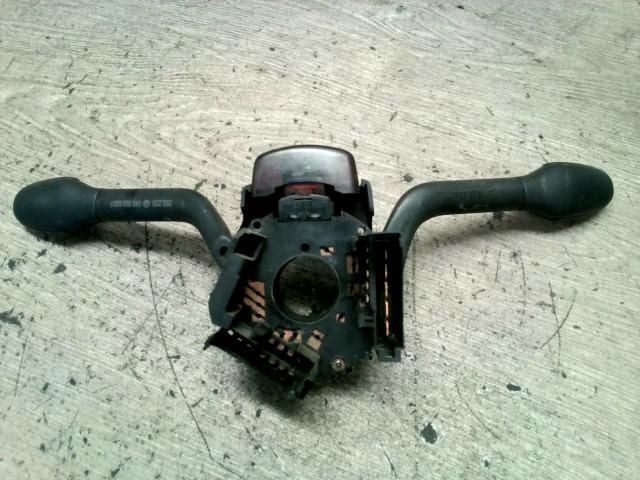 bontott VW VENTO Komplett Kormánykapcsoló (Bajuszkapcsoló)