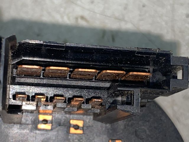 bontott VW VENTO Komplett Kormánykapcsoló (Bajuszkapcsoló)