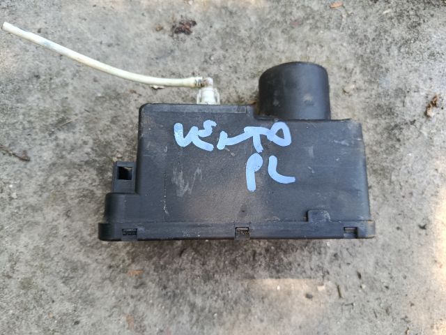 bontott VW VENTO Központizár Elektronika