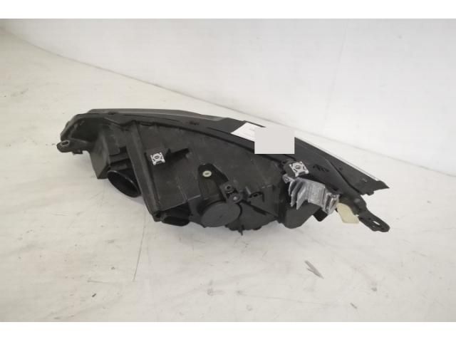 bontott VW VW GOLF VIII Jobb Ledes Fényszóró