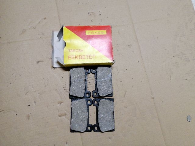 bontott WARTBURG 353 Első Pár Fékbetét