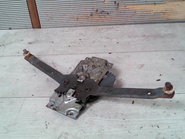 bontott WARTBURG 353 Bal hátsó Ablakemelő Szerkezet (Mechanikus)