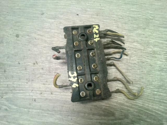 bontott WARTBURG 353 Biztosítéktábla Utastér