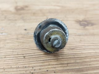 bontott WARTBURG 353 Csomagtér Nyitó Kar / Gomb