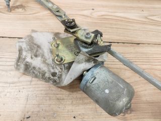 bontott WARTBURG 353 Első Ablaktörlő Szerkezet Motorral