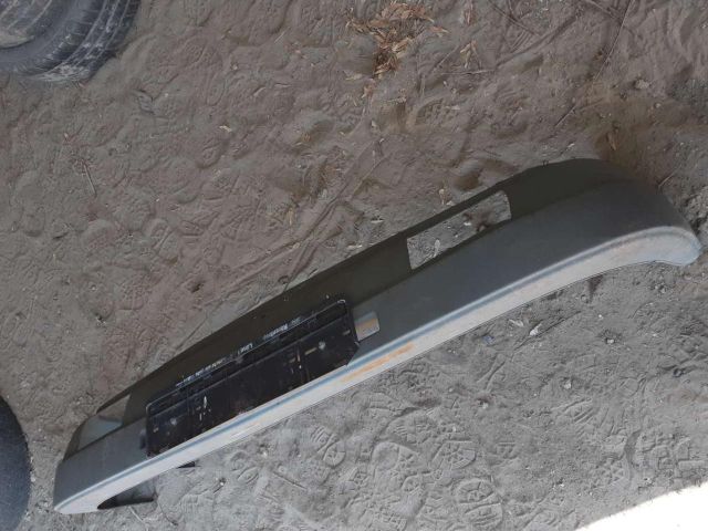 bontott WARTBURG 353 Első Lökhárító Merevítő (Fém)