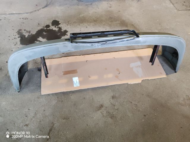 bontott WARTBURG 353 Első Lökhárító Merevítő (Fém)