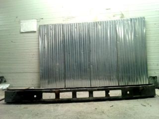 bontott WARTBURG 353 Első Lökhárító Merevítő (Fém)