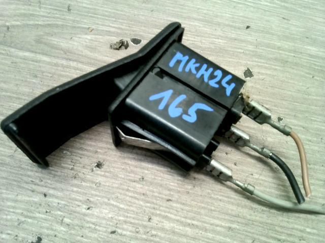 bontott WARTBURG 353 Hátsó Ködzárófény Kapcsoló