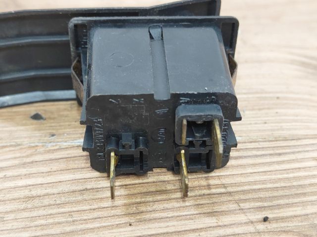 bontott WARTBURG 353 Hátsó Ködzárófény Kapcsoló