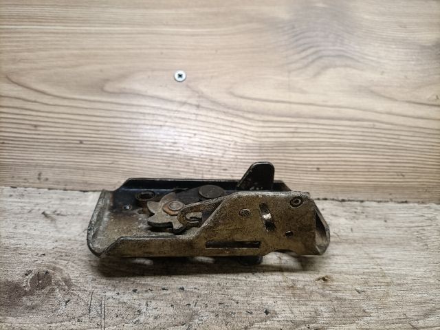 bontott WARTBURG 353 Jobb első Ajtózár