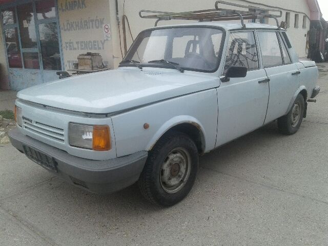 bontott WARTBURG 353 Motorháztető