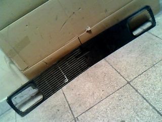 bontott ZASTAVA 101 Hűtőrács