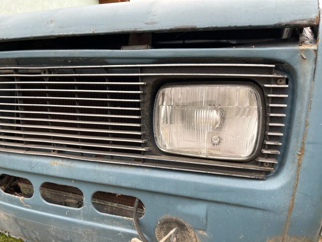 bontott ZASTAVA 101 Hűtőrács