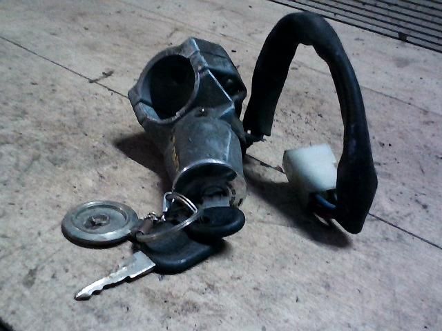 bontott ZASTAVA YUGO Gyújtáskapcsoló